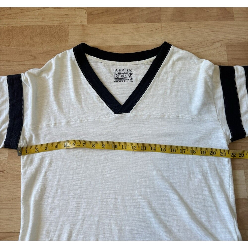 NWOT Faherty  Slub Varsity V Neck Tee Size Medium Striped Organic Cotton - Picture 8 of 13